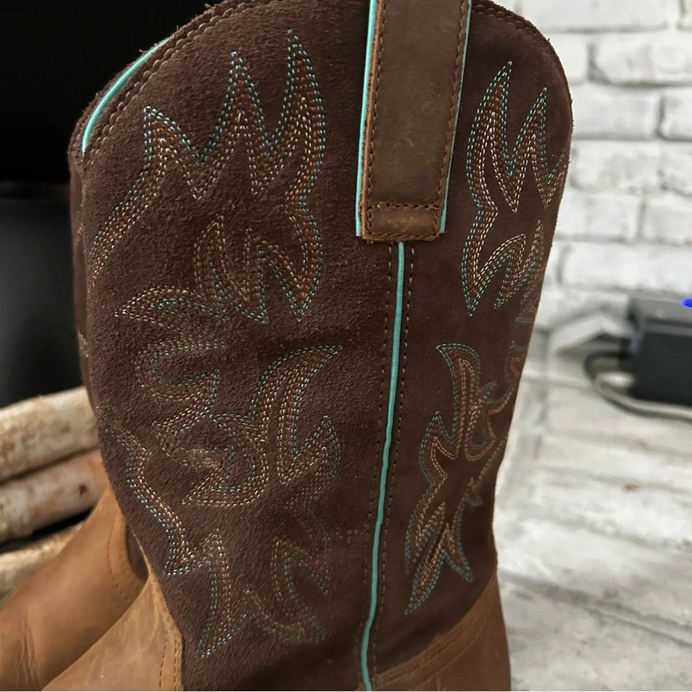 Ariat Delilah Round Toe Western Boots women's size 9B - Picture 5 of 9